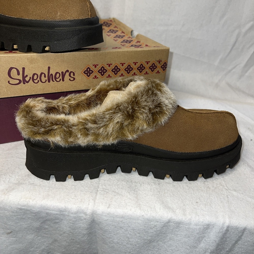 NIB Skechers Women's Brown Suede Fortress Faux Fur Lined Slides Thick Sole Sz 8 - Picture 4 of 6